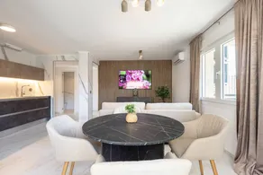 Holiday apartment with terrace - Image 4