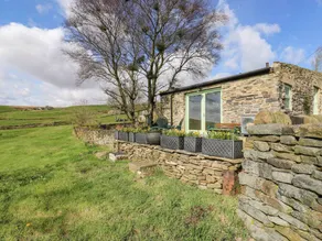 Cottage with garden - Image 3
