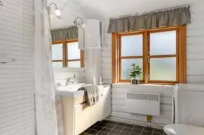 Fully equipped charming house with garden, barbeque & sauna | Pet-friendly - Image 5