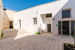 Fully equipped big villa with terrace, garden & barbecue | City view | Good for workation | Pets are welcome - Image 2