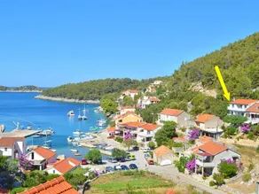 Holiday apartment with garden & terrace - Image 2