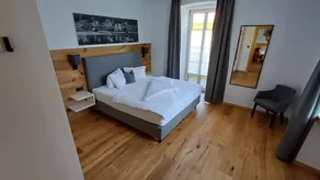 Child-friendly apartment with garden, terrace & barbecue | Lake view - Image 3