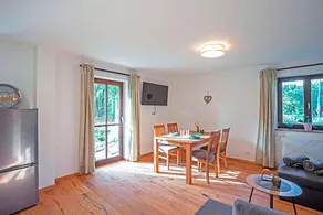 Pleasant holiday apartment with terrace | Garden view | Dogs allowed - Image 5
