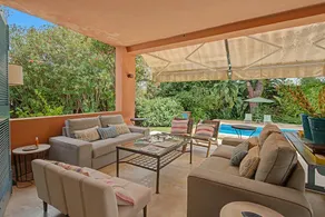 Villa mit privatem Pool, Garten und Terrasse - Image 3
