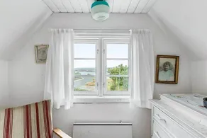 Holiday home with terrace & barbecue | Sea view - Image 4