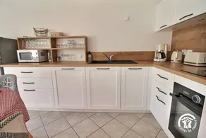 Gite with BBQ, garden & terrace - Image 4