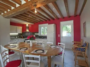 Cottage with garden & BBQ - Image 3