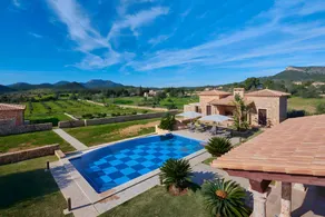 Merveilleuse maison de campagne entièrement équipée avec piscine privée, barbecue et jardin | Vue jardin | Avec animaux acceptés - Image 3