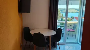 Holiday apartment with BBQ | Sea view | Beach nearby - Image 3