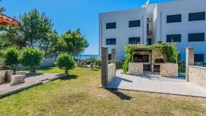 Casa con terraza, barbacoa y jardín | Vistas al mar - Image 4