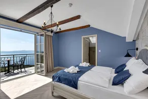 Private room with pool, terrace & garden | Mountain view - Image 5