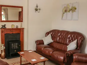 Wonderful cottage with garden - Image 4