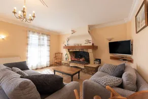 Le Bérierot – Mountain View Cottage with Indoor Pool & Spa, 30 min from Ski Resorts - Image 2