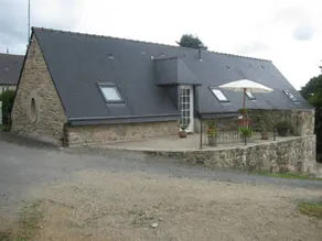 Gîte avec terrasse et jardin - Image 2