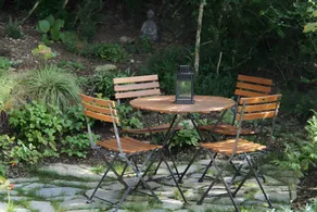 Casa vacacional con barbacoa, terraza y jardín | Vistas al jardín - Image 5