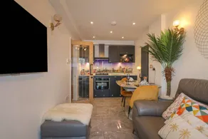 Cottage with garden | Beach view - Image 4