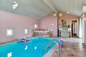 Fully equipped holiday home with private pool, jacuzzi & sauna | Pet-friendly - Image 3