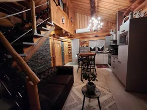 Fully equipped chalet with garden, terrace & hot tub | Mountain view - Image 5