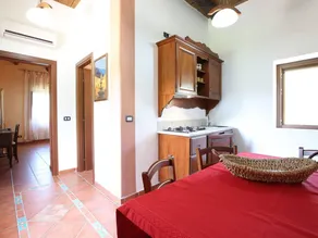 Appartamento con griglia, terrazza e piscina - Image 4