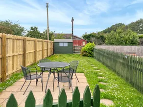 Cottage with garden | River view - Image 5