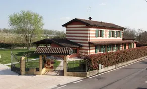 Dal Checco: CAMERA TRIPLA - Image 5