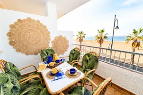 Appartement de vacances avec terrasse - Image 2