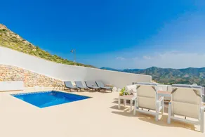 Villa mit Terrasse, Garten und beheiztem Pool | Strandblick - Image 5