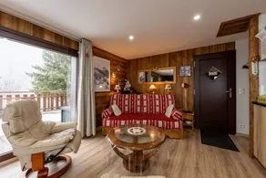Holiday Home 'D'Aillon' with Mountain Views, Private Terrace, and Wi-Fi - Image 4