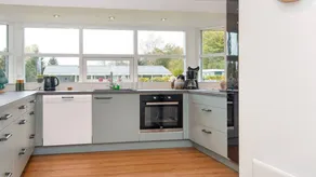Holiday home with pool, garden & terrace - Image 3