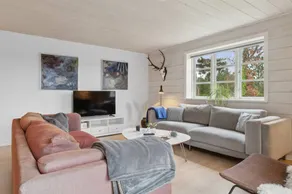 Fully equipped holiday home with garden, terrace & BBQ | Pet-friendly - Image 2