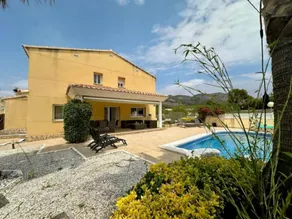 Spaziosa casa adatta alle famiglie con terrazza, griglia e giardino | Vista sulla montagna | Accetta animali domestici - Image 3