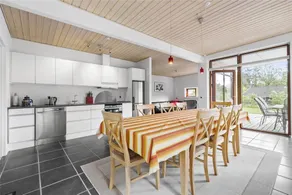 Fully equipped spacious house with sauna, barbeque & terrace - Image 3