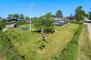 Family-oriented house with terrace & barbeque | Pets allowed - Image 2