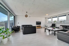 House with barbecue, jacuzzi & terrace | Lake view - Image 4
