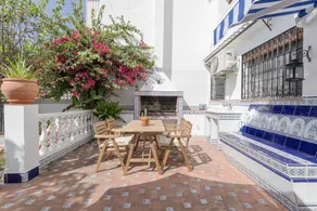 Holiday home with barbeque, pool & terrace - Image 5