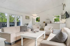 Lovely summer house close to Stillinge Beach - Image 3