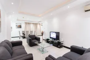 Family-friendly nice apartment with pool - Image 3