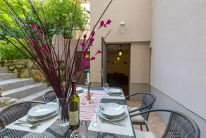 Just 100 metres to the sandy beach from this holiday home just for you alone - Image 3