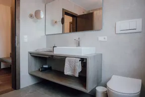 Family-oriented lovely apartment with garden, sauna & terrace | Mountain view | Ski nearby - Image 5