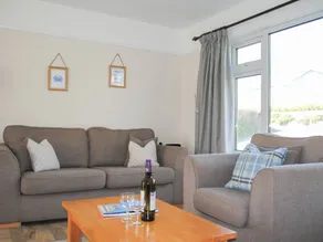 Family-friendly nice cottage with terrace & garden | Beach view | Beach nearby | Pets allowed - Image 4