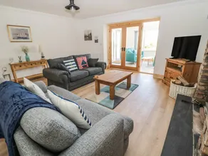 Children-friendly charming cottage with garden | Beach nearby - Image 4
