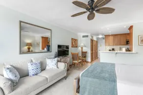 Oceanfront Penthouse Condo w Panoramic Views - Lahaina Shores PH1 - Image 4