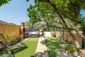 Charmant studio convivial et familial avec jardin, terrasse et barbecue | Vue jardin | Plage à proximité - Image 2