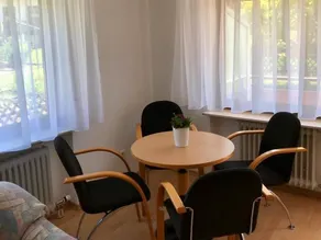 Flat | Garden view - Image 3