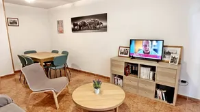 Holiday apartment with terrace | Next to the beach - Image 2