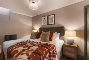 Holiday apartment | Next to Christmas Steps - Image 2