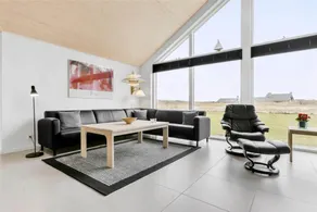 Children-friendly house with terrace, sauna & hot tub | Close to the beach - Image 4
