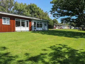 Family-oriented cottage with garden | Pets are welcome - Image 2