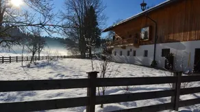 Holiday home with garden & BBQ - Image 5