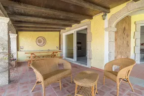 Maison avec jardin, barbecue et terrasse | Vue jardin - Image 4